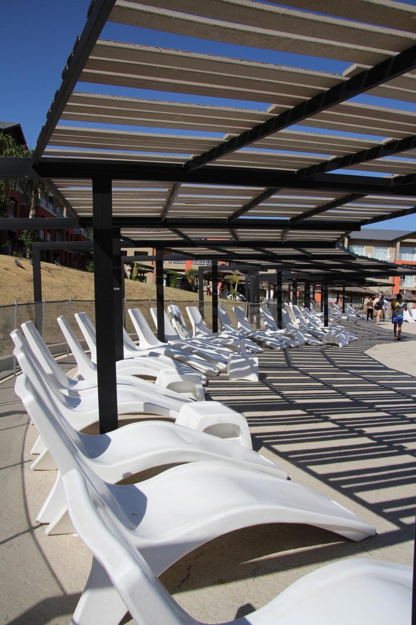 Howard Johnson Plaza Villa Carlos Paz Eksteriør bilde