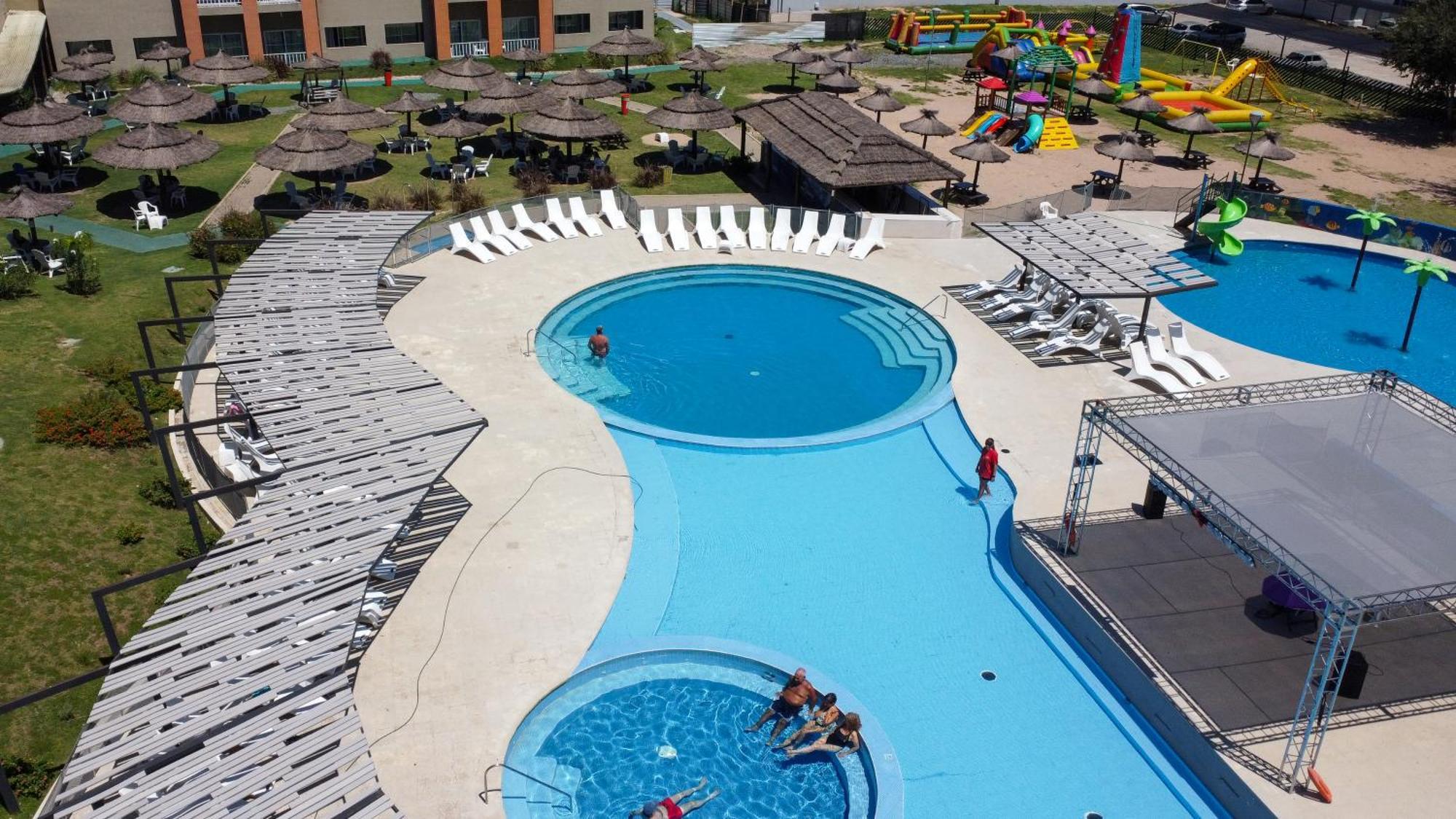 Howard Johnson Plaza Villa Carlos Paz Eksteriør bilde